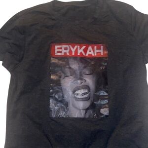 Erykah Graphic Women's Short Sleeve Tee - Charcoal never wore